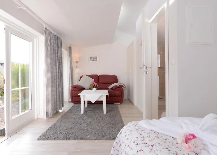 Appartement Ferienhaeuschen Luett Puett